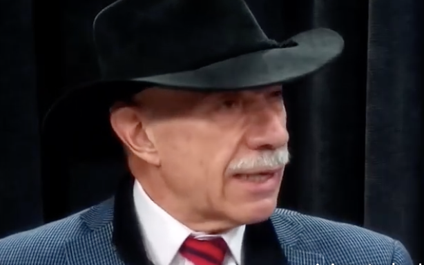 El juez de la Corte José Valerio criticó al intendente del «vamos por todo»